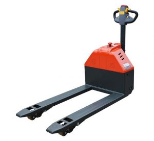 מבט חזית עגלת משטחים חשמלית SMITH 1500 kg 200mm