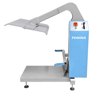 מכבש פחים TONNA1100 E1100L לפחי אשפה 1100 ליטר, מבט מהצד